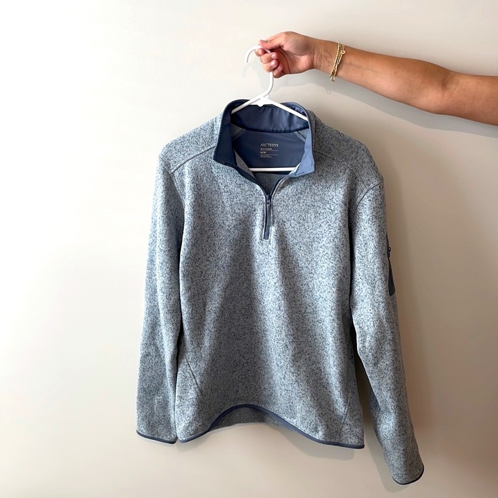 Arc'teryx Men's Heather Gray Quarter-Zip Fleece Pullover